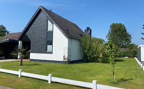Familienurlaub in freundlichem modernem Ferienhaus